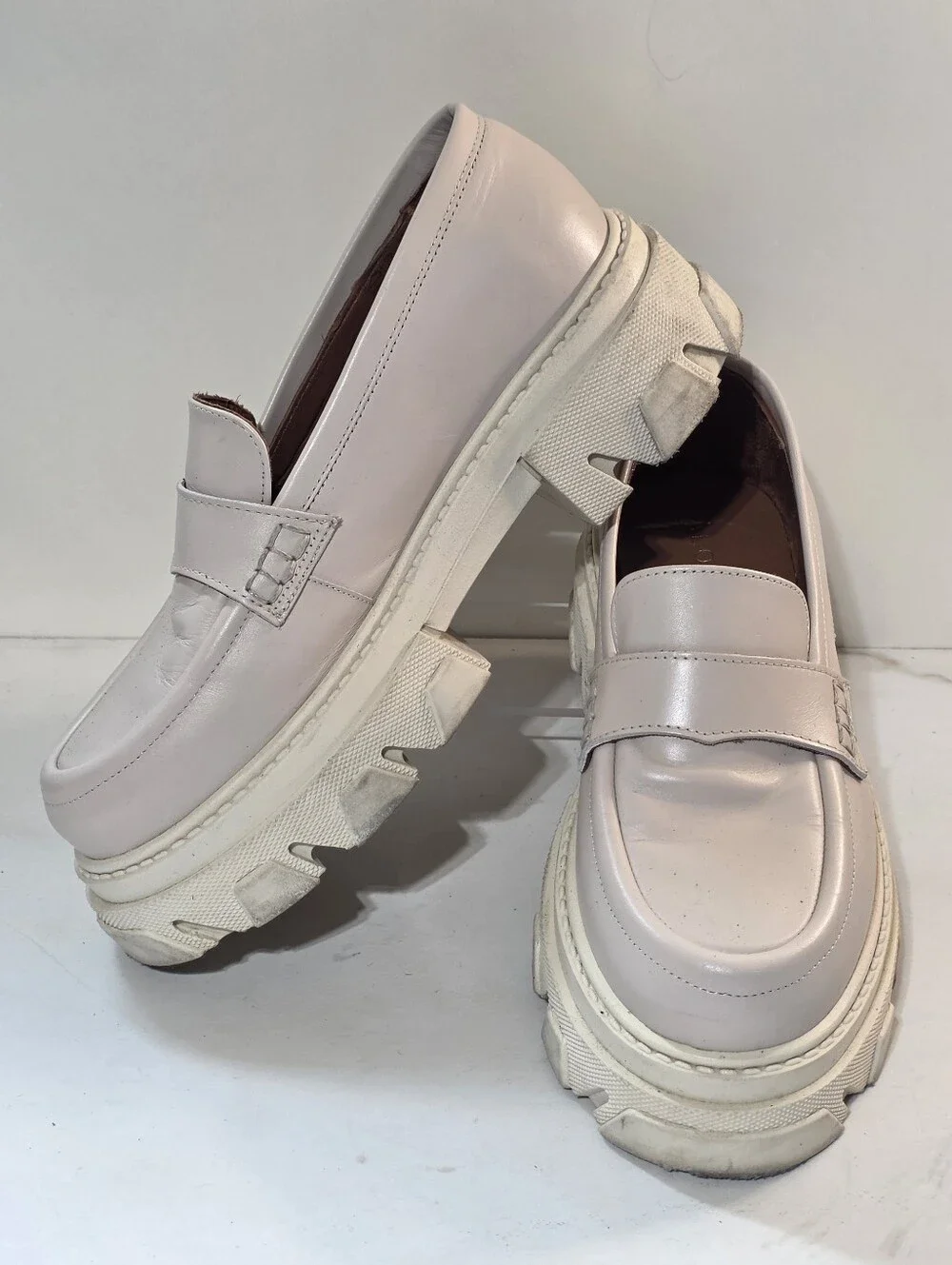 ALOHAS TRAILBLAZER LEATHER LOAFERS CREAM IVORY SZ 39(US 8-8.5)
